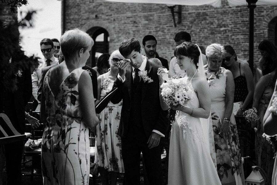 wedding ceremony in Tuscany villa