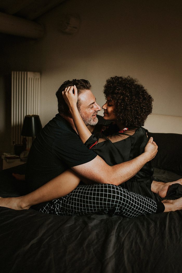 The Best Cozy In-Home Couple Session Photos of 2019 Benedetto Lee